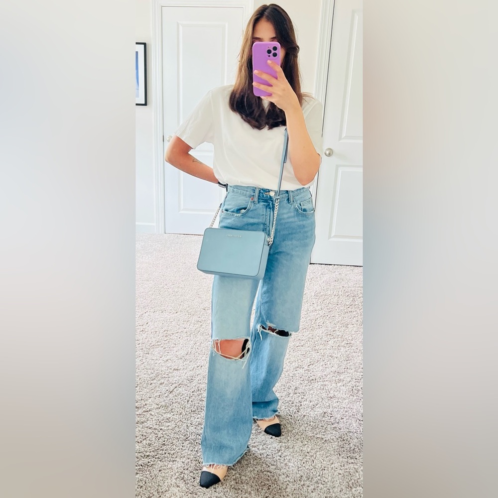 💎 Designer Chic in Blue – Michael Kors Crossbody